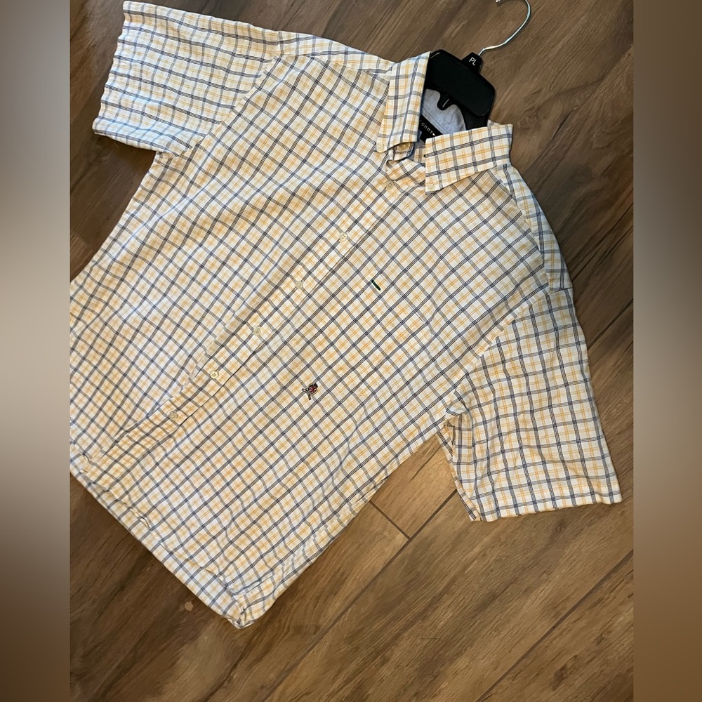 Tommy Hilfiger short sleeve button shirt